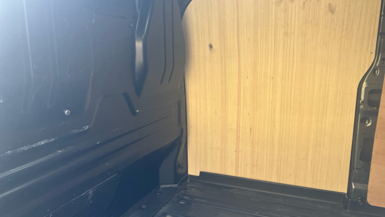 Ford Transit Custom 300 L2 Diesel Fwd 2.0 EcoBlue 136ps H1 Van Limited